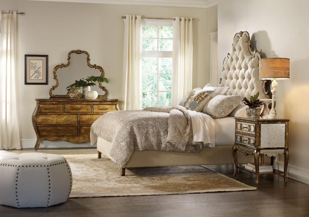 Sanctuary Queen Tufted Bed - Bling image
