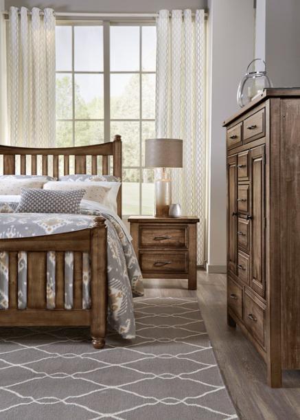 Vaughan-Bassett Maple Road Queen Slat Poster Bed  in Maple Syrup