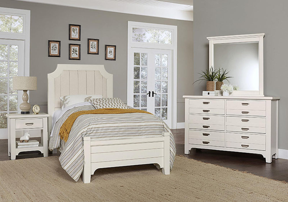 Vaughan-Bassett Bungalow Twin Upholstered Bed in Lattice