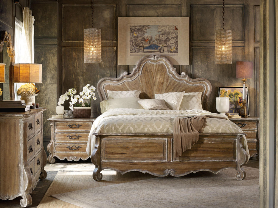 Chatelet California King Wood Panel Bed image